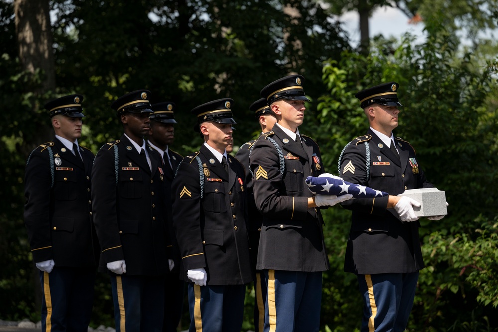 Military Funeral Honors are Conducted for U.S. Army Retired Lt. Col. George Kesnig in Section 1