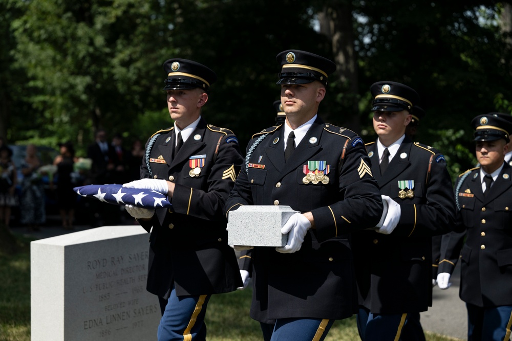 Military Funeral Honors are Conducted for U.S. Army Retired Lt. Col. George Kesnig in Section 1