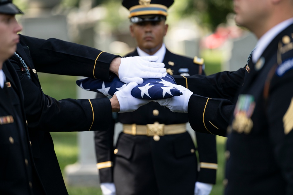 Military Funeral Honors are Conducted for U.S. Army Retired Lt. Col. George Kesnig in Section 1