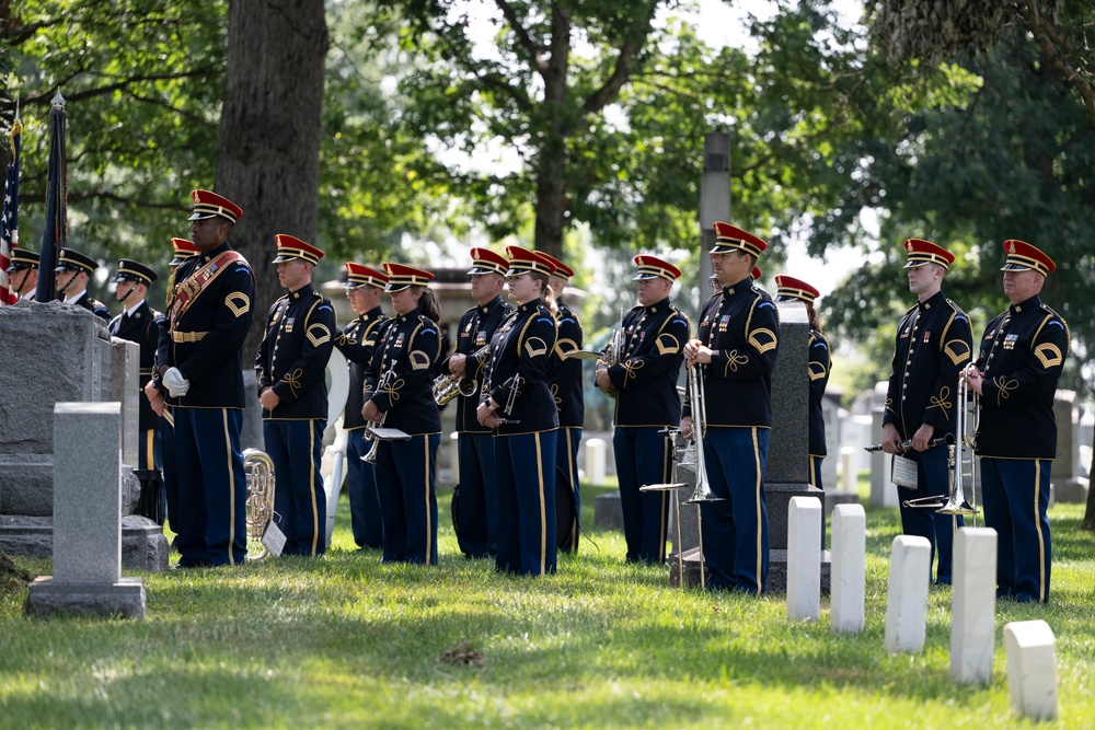 Military Funeral Honors are Conducted for U.S. Army Retired Lt. Col. George Kesnig in Section 1