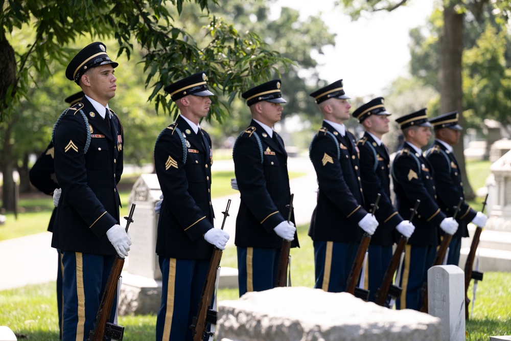 Military Funeral Honors are Conducted for U.S. Army Retired Lt. Col. George Kesnig in Section 1