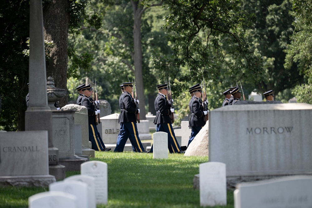 Military Funeral Honors are Conducted for U.S. Army Retired Lt. Col. George Kesnig in Section 1