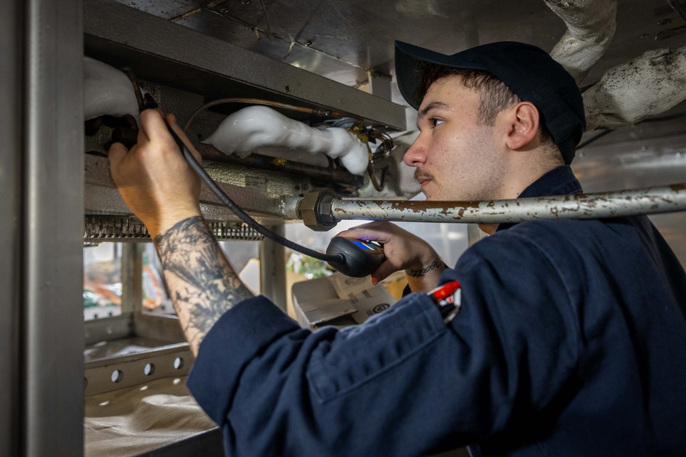 Daily Operations Aboard USS George H.W. Bush (CVN 77)