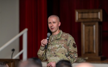 Chief Power speaks to Airmen during enlisted call at JBSA-Lackland