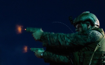31st MEU conduct deck live-fire