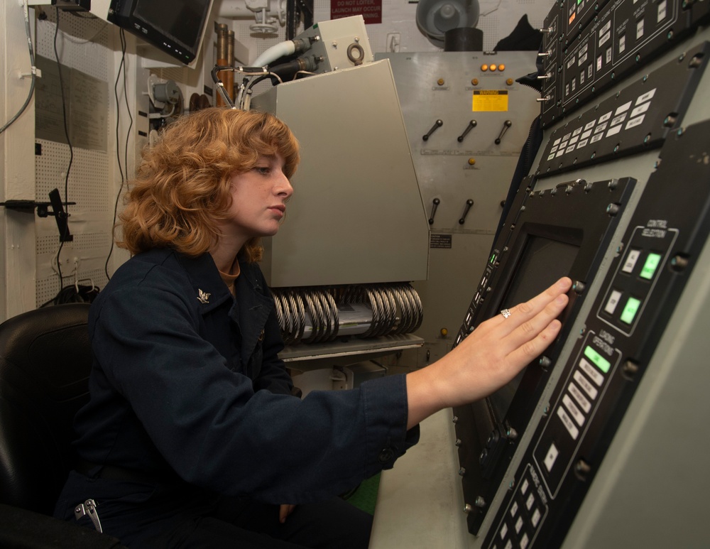USS Higbee Conducts Live-Fire Evolution