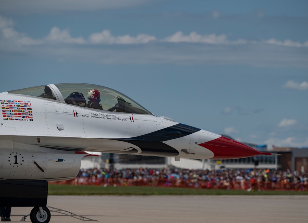 Thunderbirds prepare to take flight
