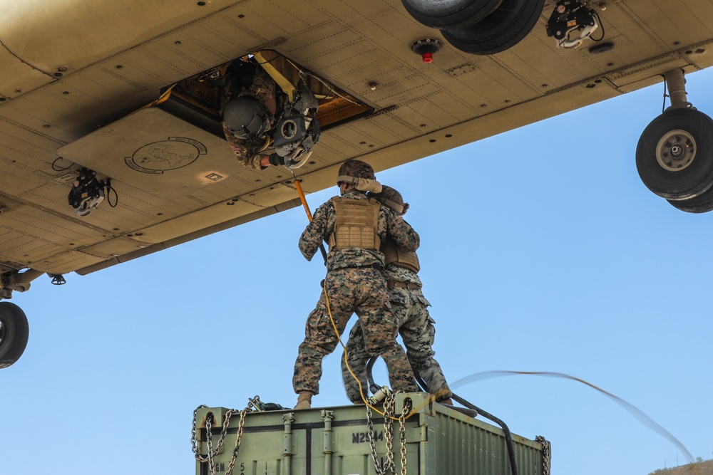 Caribbean Thunder external lift operation