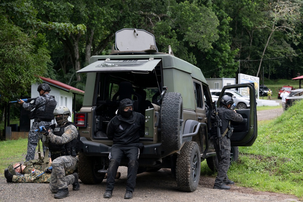 Panama security forces participate in PANAMAX Alpha