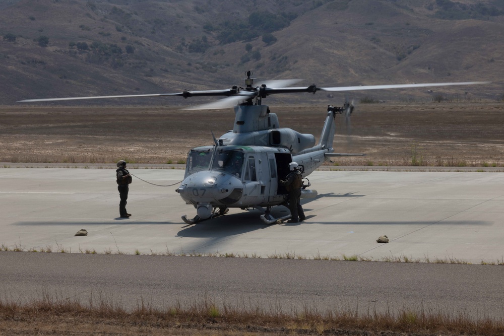 HMLA-369 Enhances Expeditionary Readiness During HOLF Training