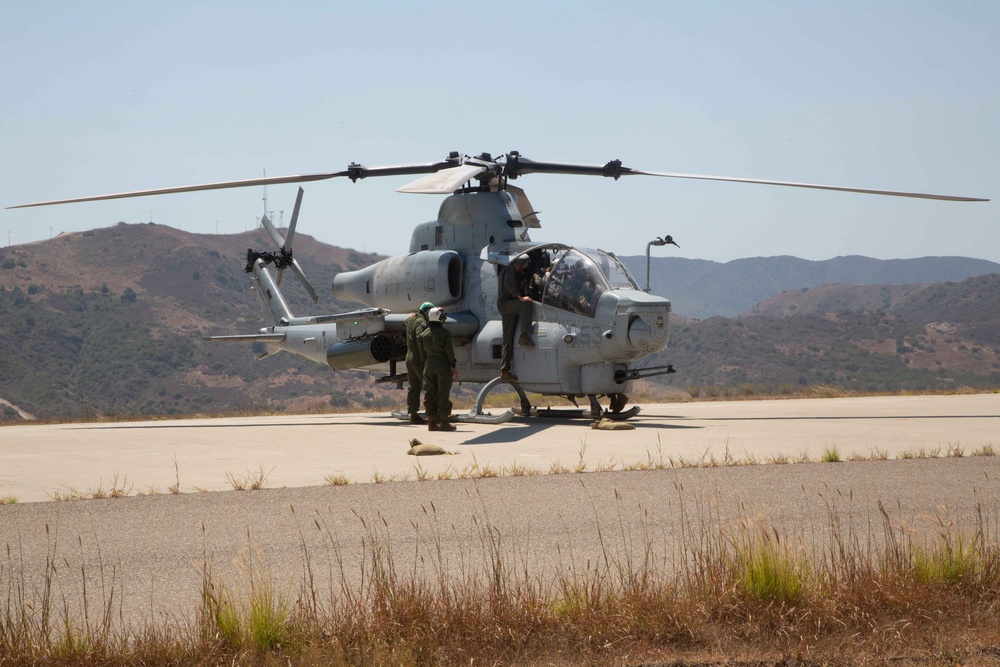 HMLA-369 Enhances Expeditionary Readiness During HOLF Training