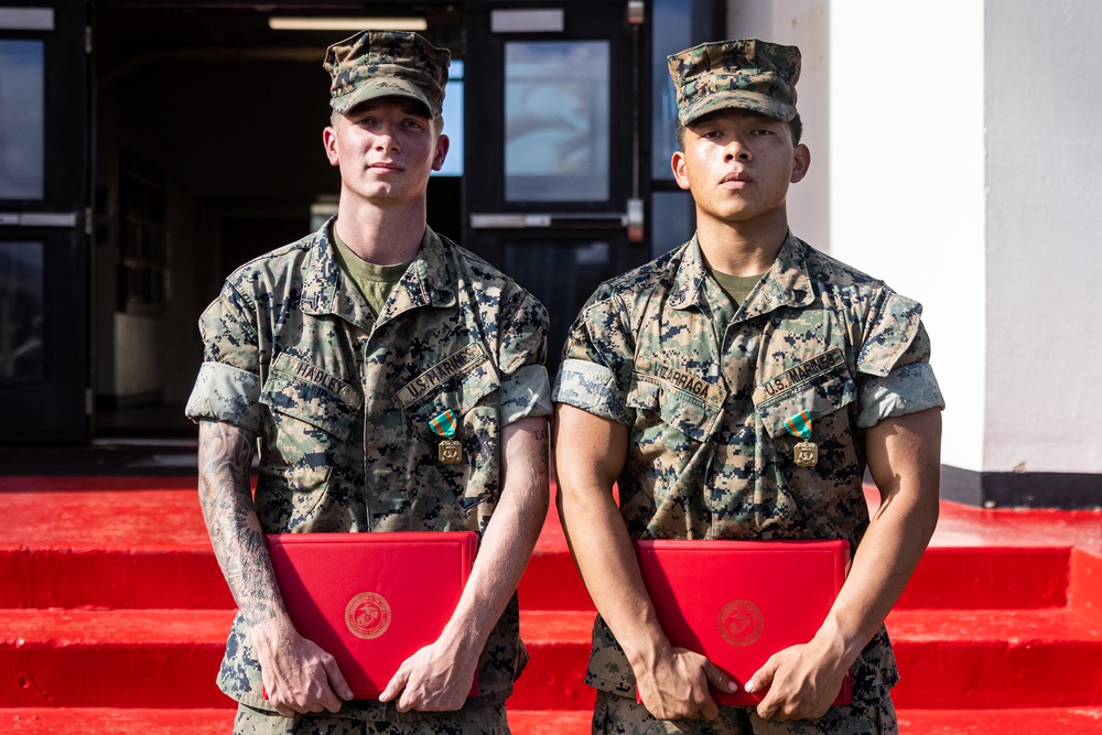 3d MLG Marines receive awards for supporting 3d MLR