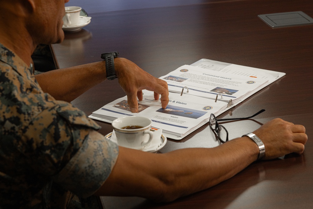 Brig. Gen. David C. Hyman Visits Naval Medical Center San Diego