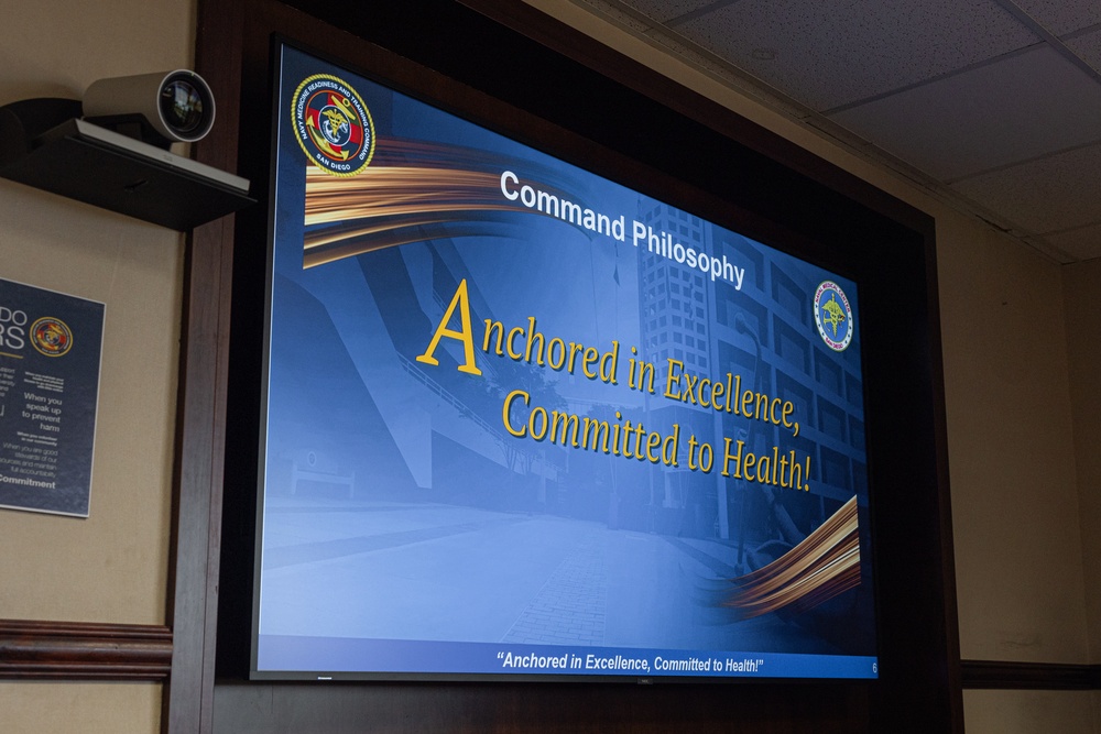 Brig. Gen. David C. Hyman Visits Naval Medical Center San Diego
