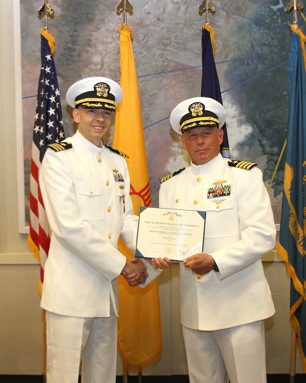 Warfare Center Undergoes Change of Charge