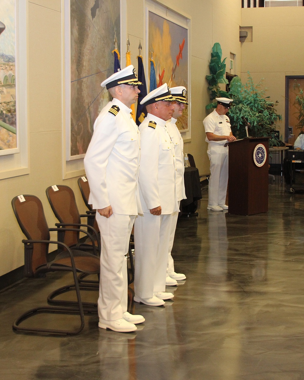 Warfare Center Undergoes Change of Charge