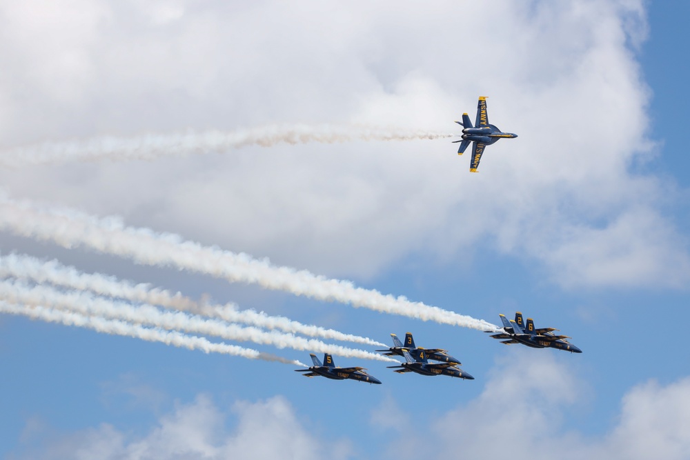 Blue Angels at Kaneohe Bay Airshow 2025