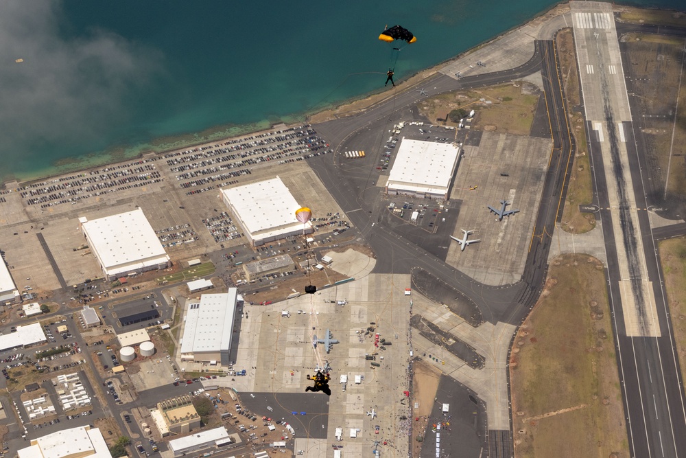On 3: U.S. Service Members Sky Dive during the 2025 MCBH Kaneohe Airshow