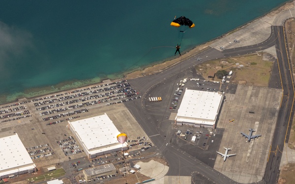 On 3: U.S. Service Members Sky Dive during the 2025 MCBH Kaneohe Airshow