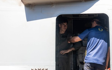 MRF-D 25.3: U.S. Marines participate in family day event