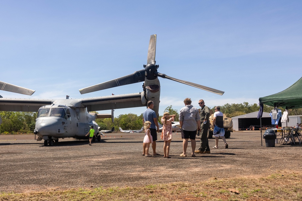 MRF-D 25.3: U.S. Marines participate in family day event