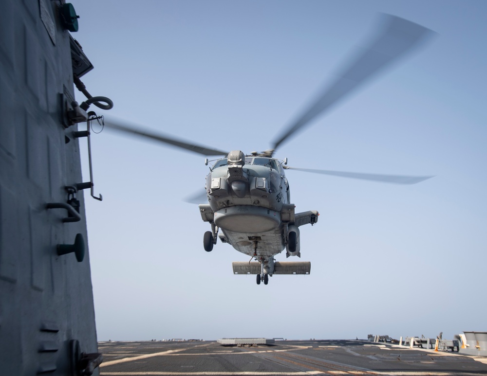 USS Higbee Conducts Flight Operations