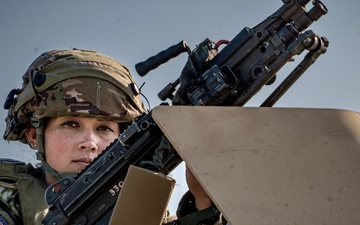 Army Reserve Soldiers Bring the Thunder in &quot;Global Strike&quot;