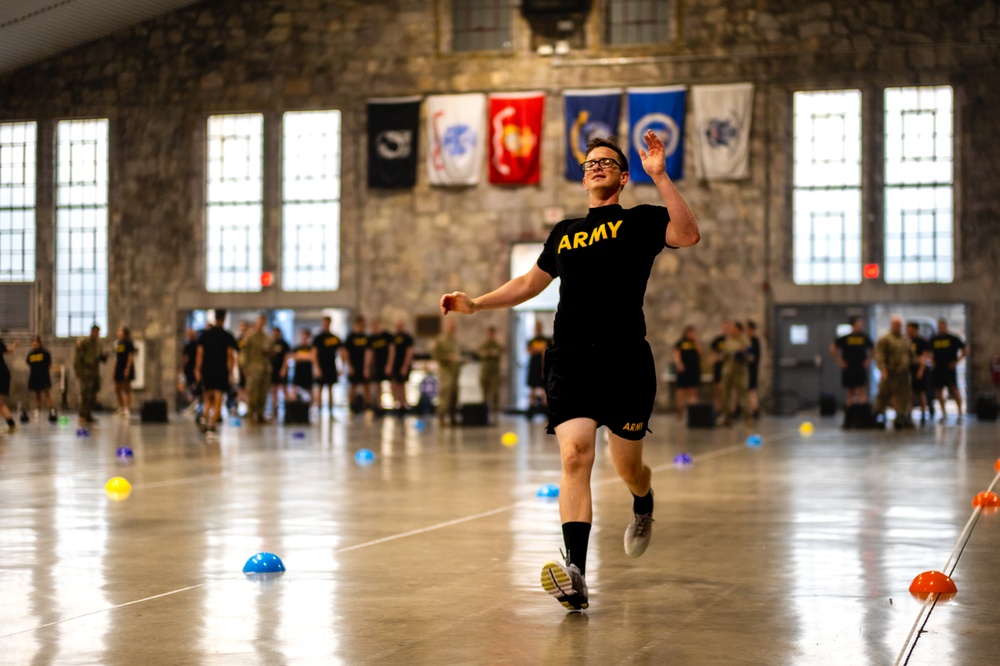 1-181st Field Artillery Regiment conducts Army Fitness Test