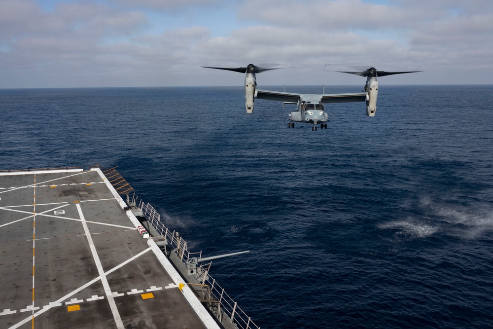 Ospreys Aboard USS Somerset (LPD 25)