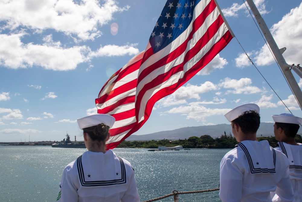 USS Carl Vinson Departs Pearl Harbor