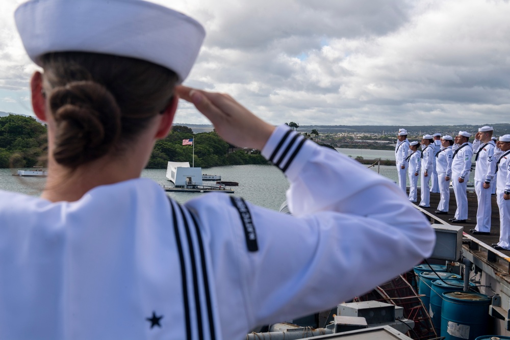 USS Carl Vinson Departs Pearl Harbor