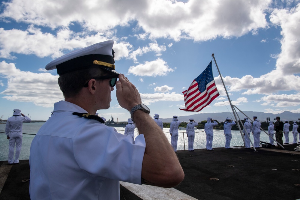 USS Carl Vinson Departs Pearl Harbor