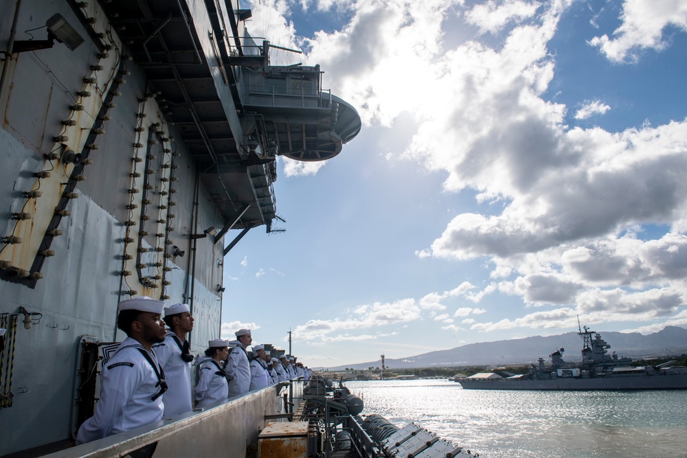 USS Carl Vinson Departs Pearl Harbor