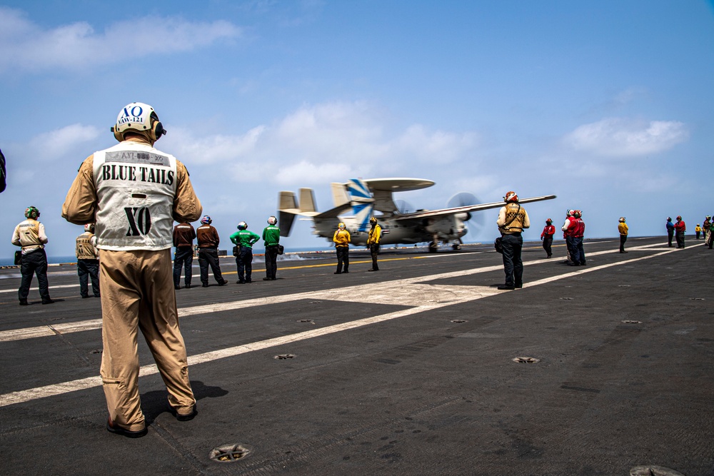 VAW-121 Conducts Change of Command