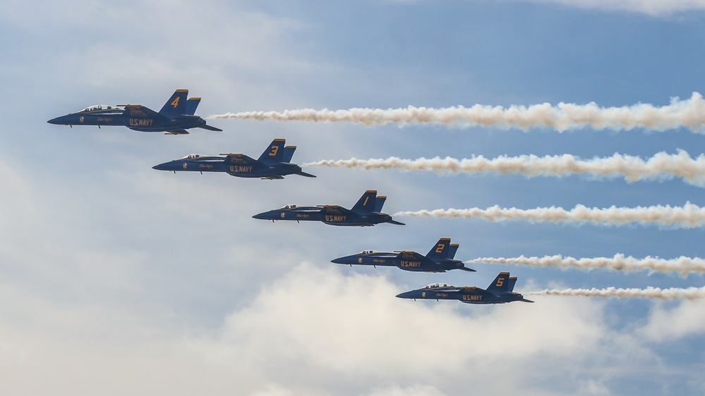 2025 Kaneohe Bay Air Show at MCBH Day 1