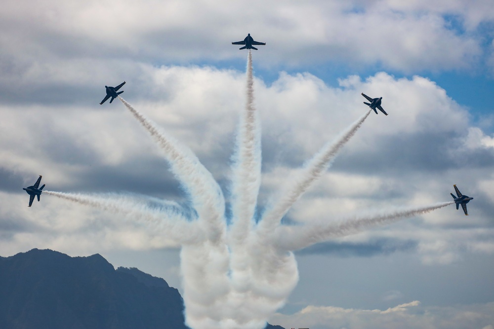 2025 Kaneohe Bay Air Show at MCBH Day 1