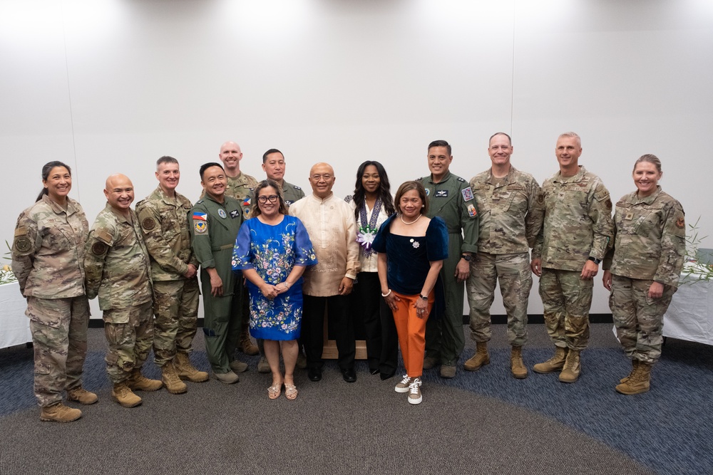 Air Force Reserve leaders host Philippine Air Force Reserve delegation to strengthen partnerships