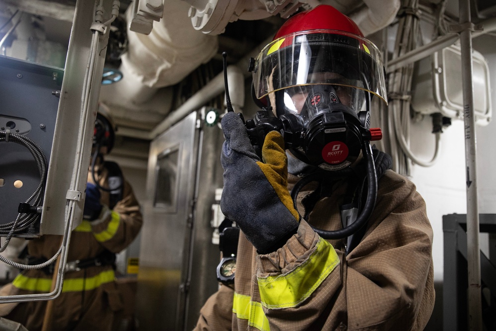 USS Wayne E. Meyer conducts operations in the U.S. Central Command area of responsibility as part of the Carl Vinson Carrier Strike Group