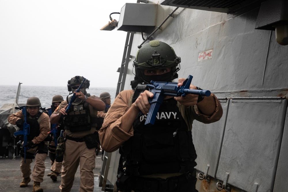 USS Wayne E. Meyer conducts operations in the U.S. Central Command area of responsibility as part of the Carl Vinson Carrier Strike Group