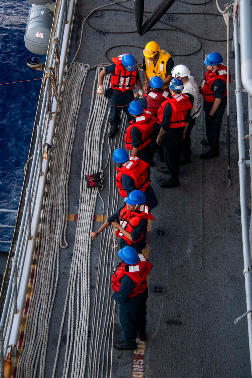 USS America (LHA 6) Conducts Fueling at Sea with USS Robert Smalls (CG 62)