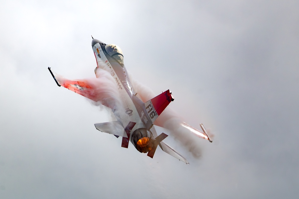 Viper Demo soars at F-AIR 2025