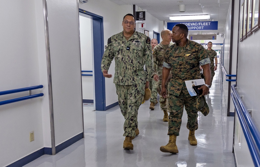 USFJ Deputy Commander Visits USNMRTC Yokosuka