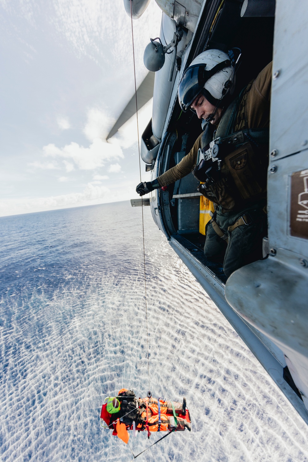 HSC-12 Conducts Search and Rescue Exercise