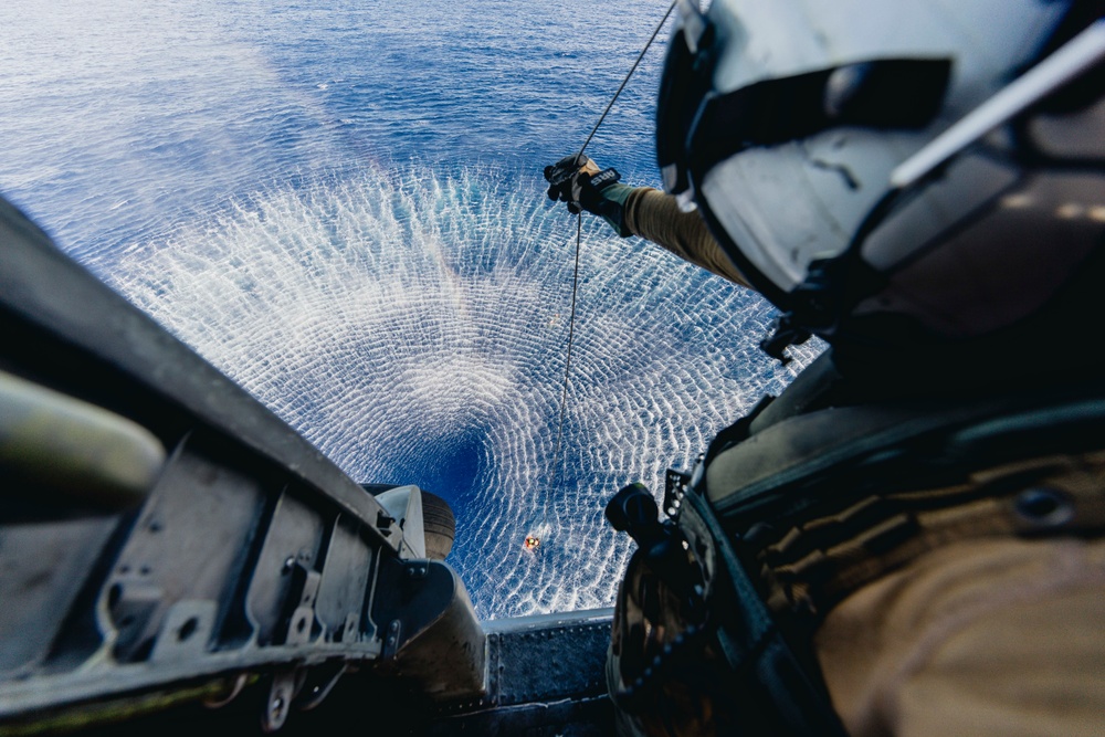 HSC-12 Conducts Search and Rescue Exercise
