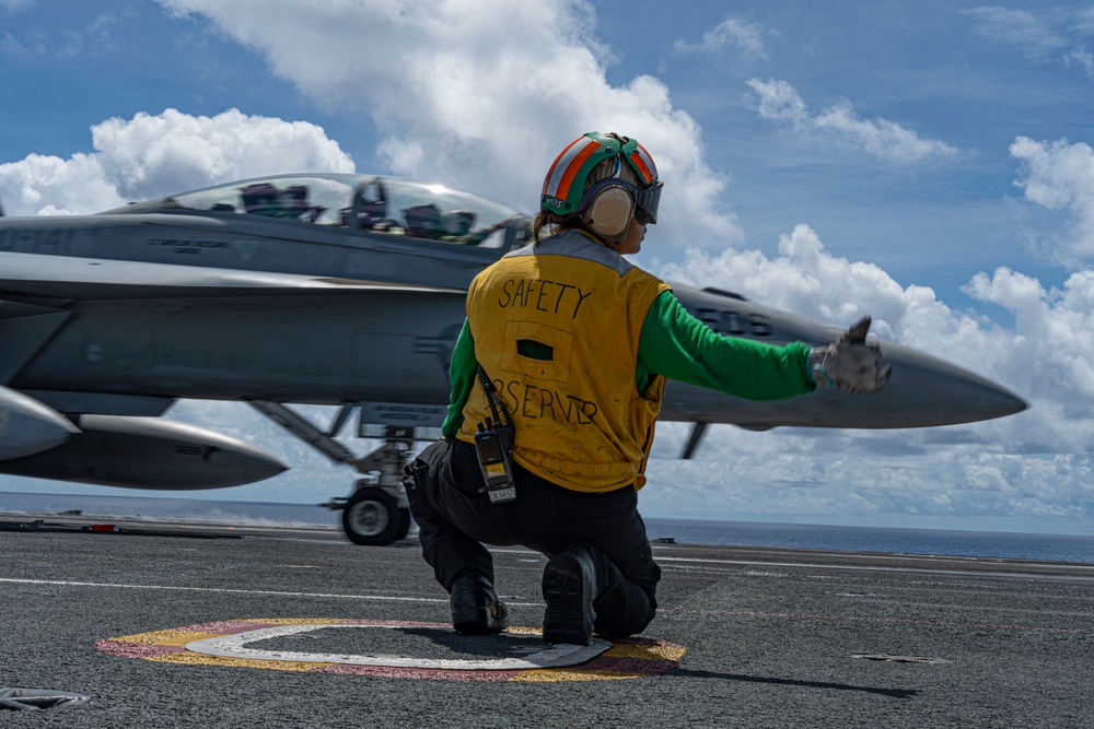 George Washington Conducts Flight Operations