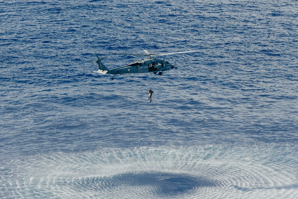 HSC-12 Conducts Search and Rescue Exercise