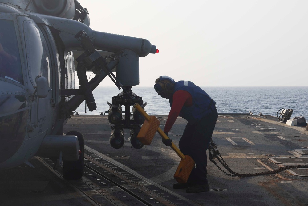 USS FORREST SHERMAN (DDG 98) FLIGHT OPS.