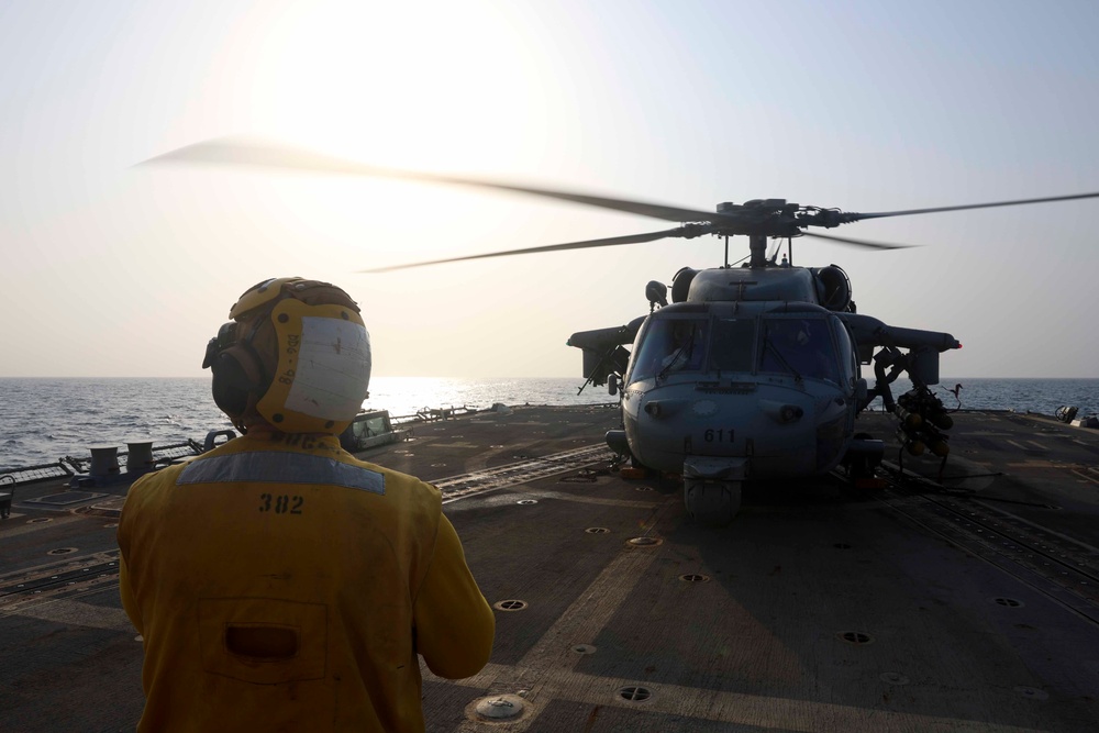 USS FORREST SHERMAN (DDG 98) FLIGHT OPS.