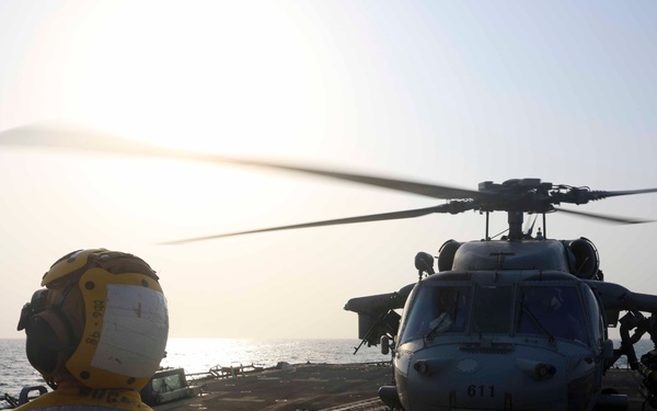 USS FORREST SHERMAN (DDG 98) FLIGHT OPS.