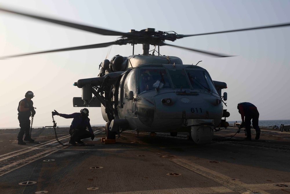 USS FORREST SHERMAN (DDG 98) FLIGHT OPS.